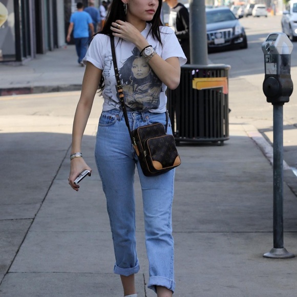 SOLD Madison Beer Louis Vuitton Amazon bag - Picture 2 of 8